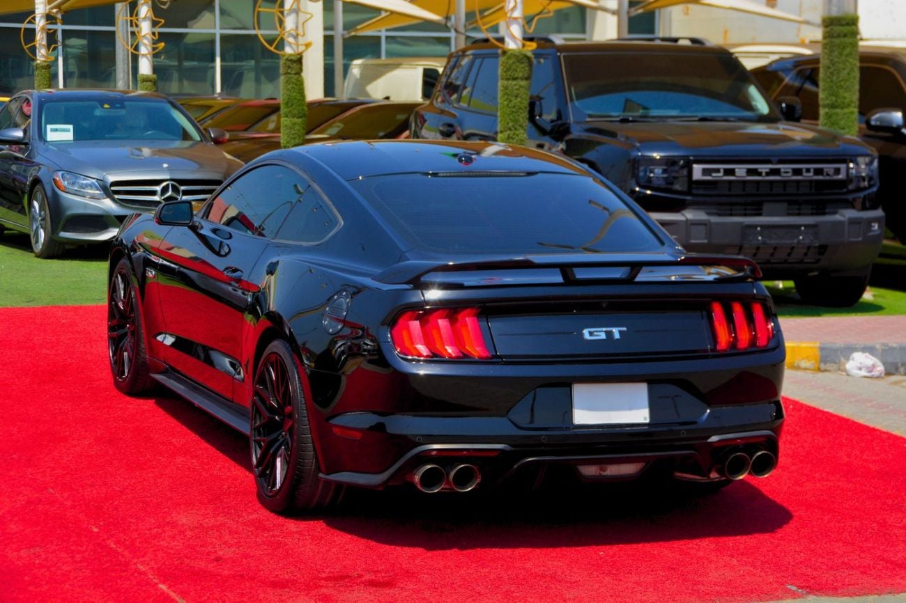 Ford Mustang GT PREMIUM