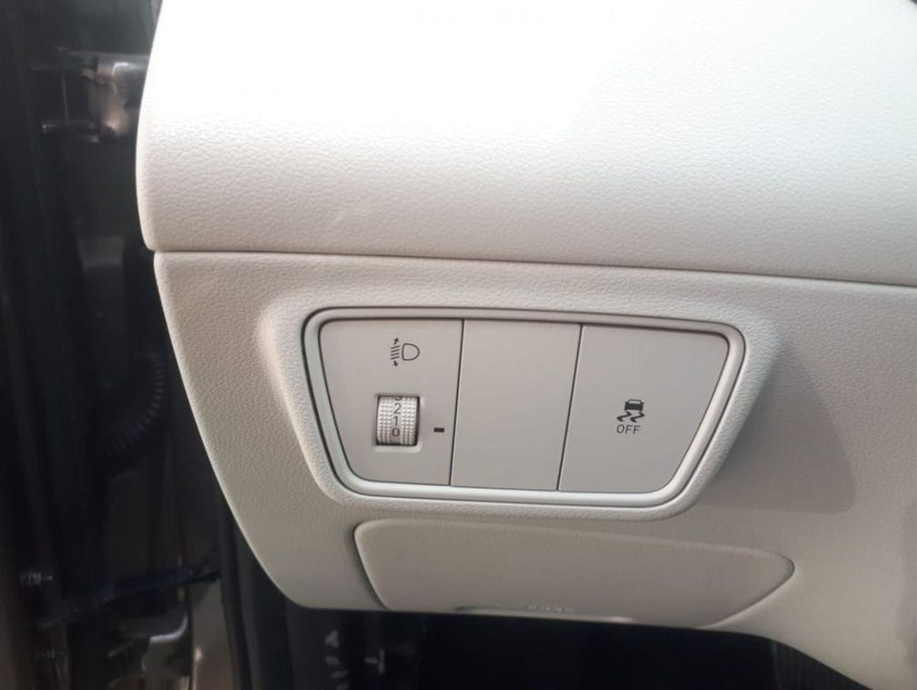 Hyundai Tucson Hyundai Tucson LEFT HANDED New Shape with push starter