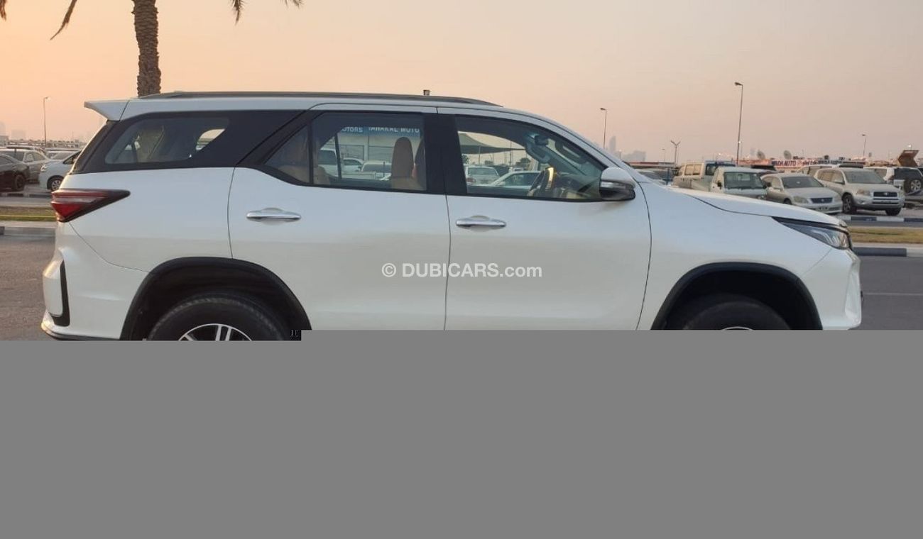 تويوتا فورتونر LEFT HAND