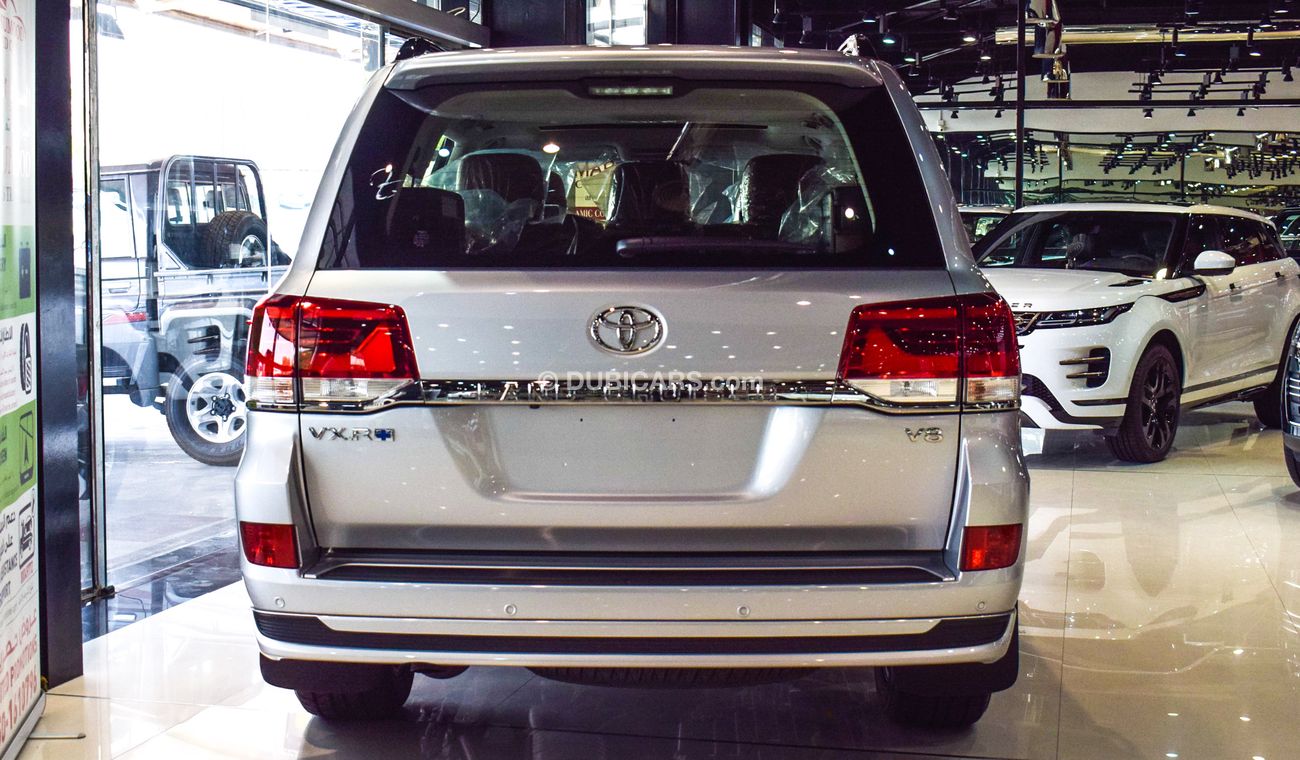 Toyota Land Cruiser VX.R+ V8 Executive Lounge