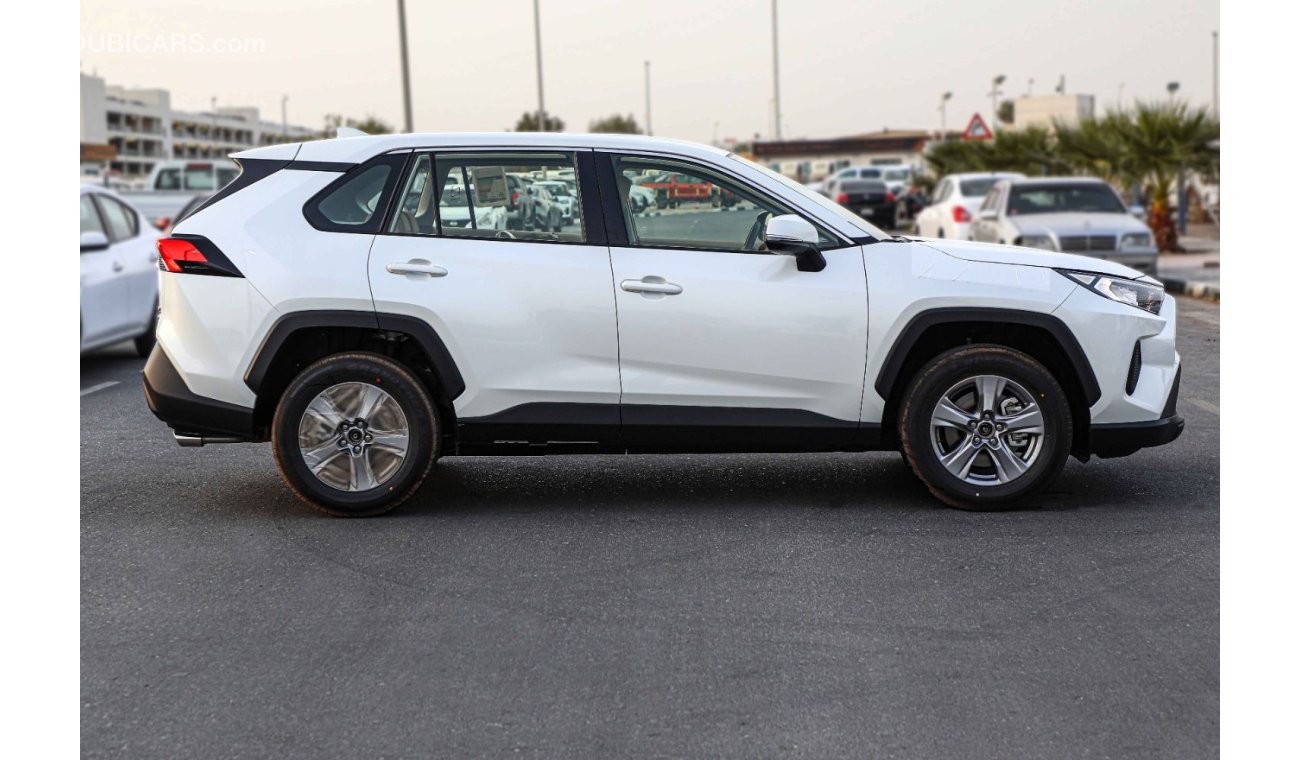 تويوتا راف ٤ 2022 Toyota Rav4 - 2.0L 4x4 Standard LE | Export Only