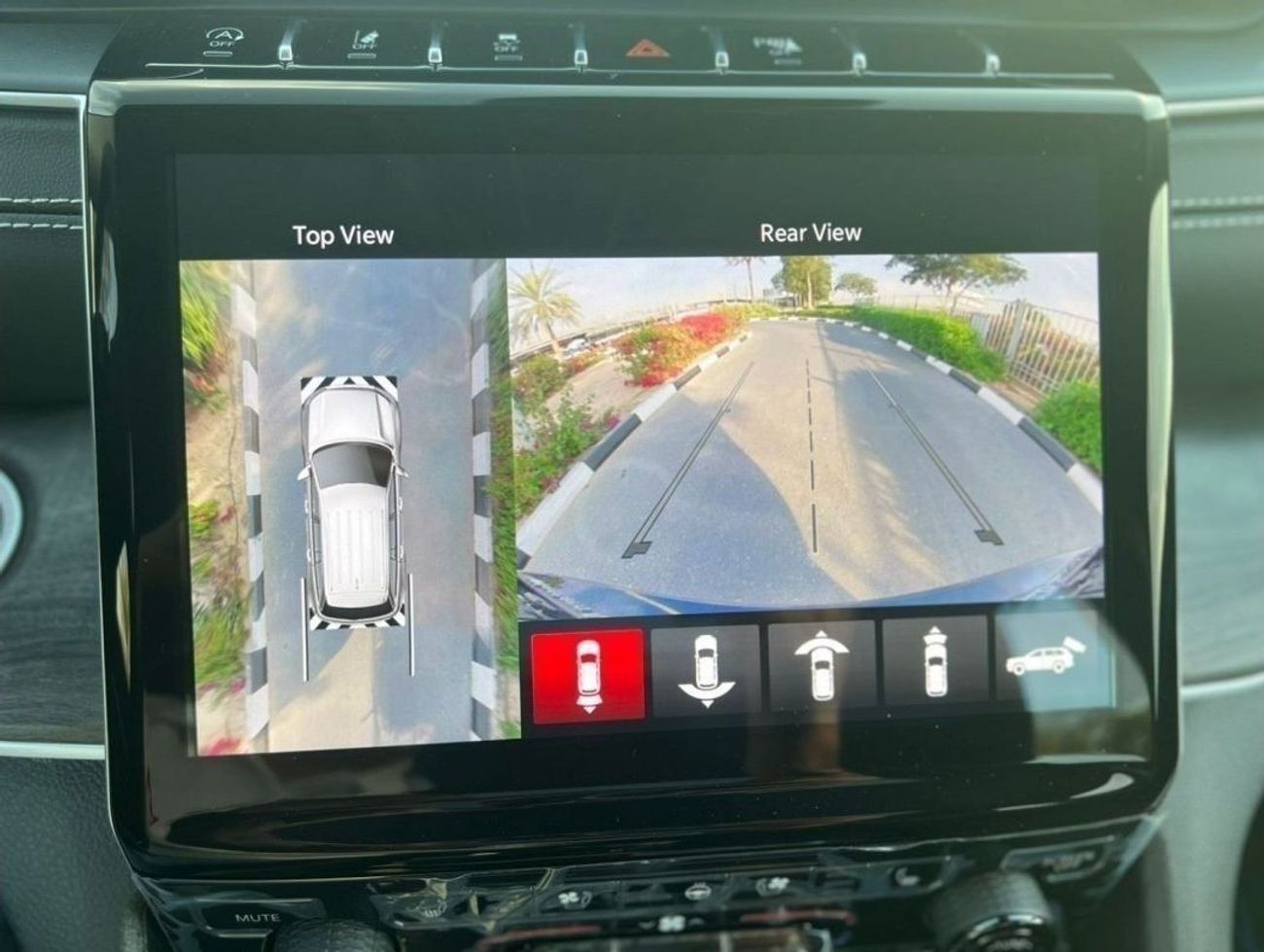 جيب جراند شيروكي Jeep Grand Cherokee  GCC Specs 2024 0 KM EXPORT ONLY.