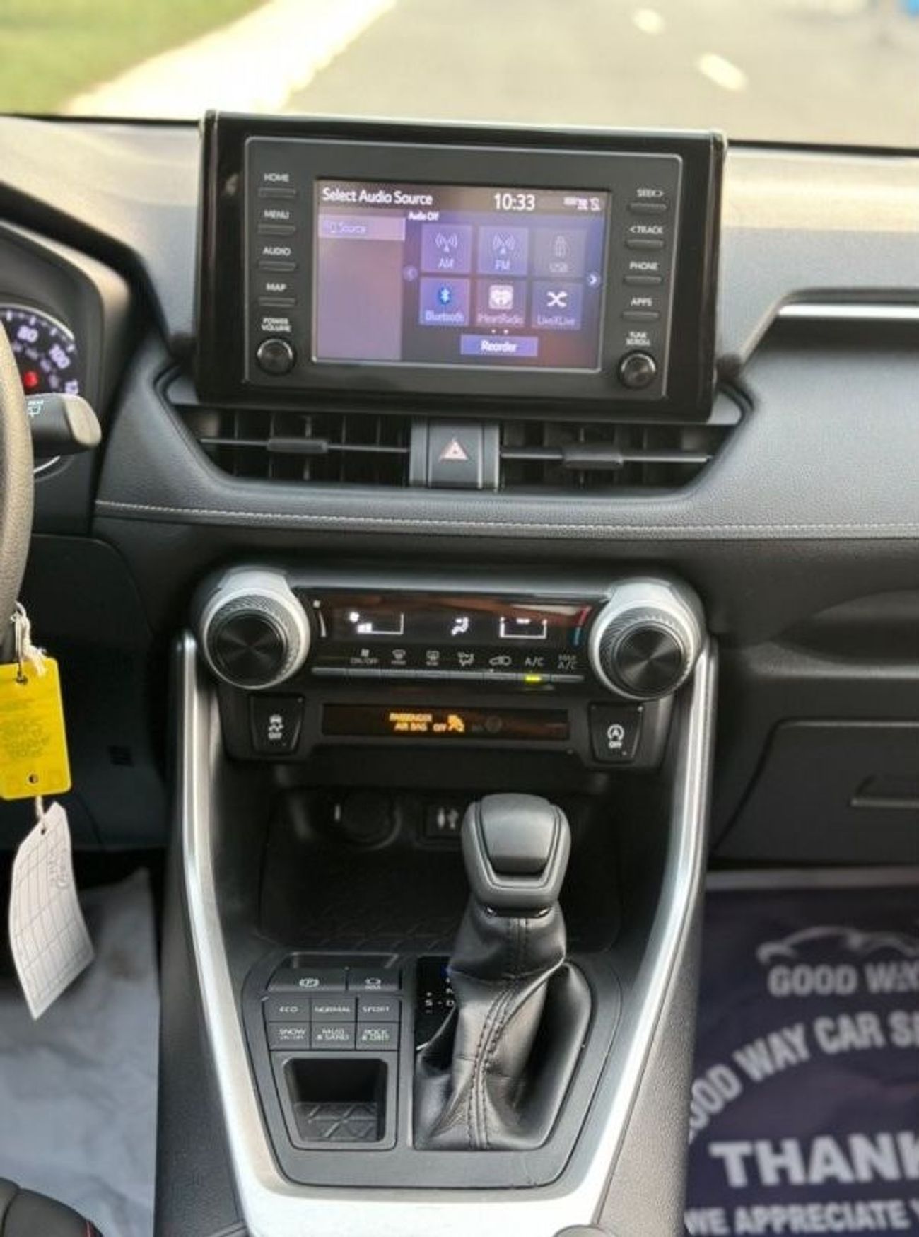 تويوتا راف ٤ LE