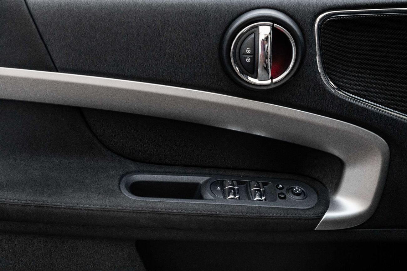 Mini Countryman Countryman S 4WD  | 2,056 P.M | 0% Downpayment | MINI WARRANTY + SERVICE! | Ramadan Offer!