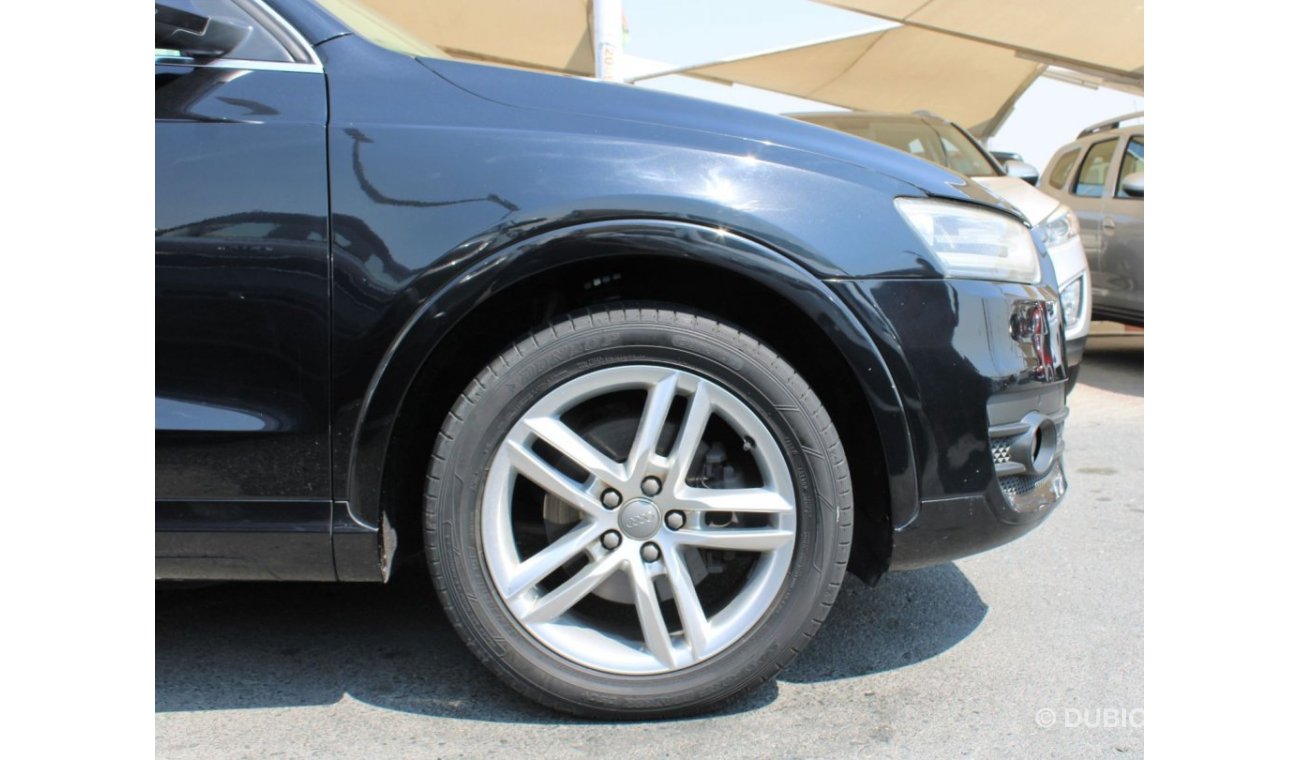 Audi Q3 Std ACCIDENTS FREE - GCC - MID OPTION - PERFECT CONDITION INSIDE OUT - ENGINE 2.0