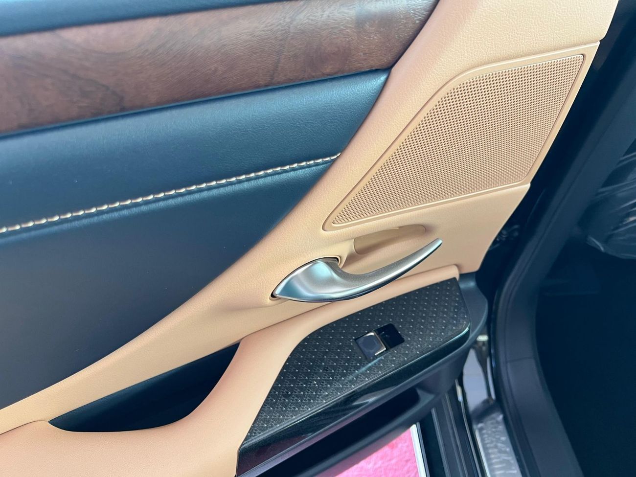 لكزس ES 350 lexus ES350 - model 2025