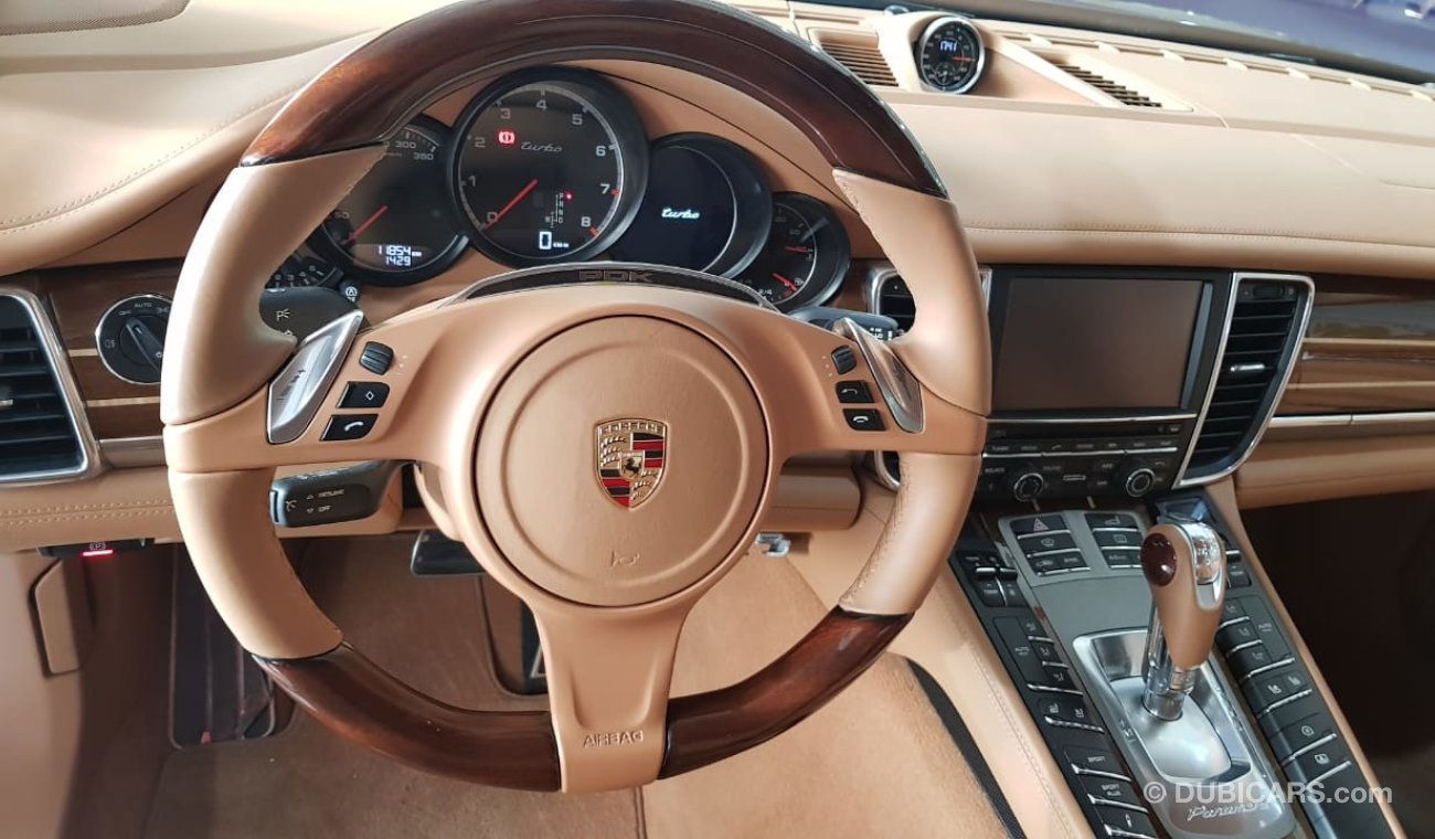 Porsche Panamera Turbo 2014 LOW MILEAGE UNDER WARRANTY