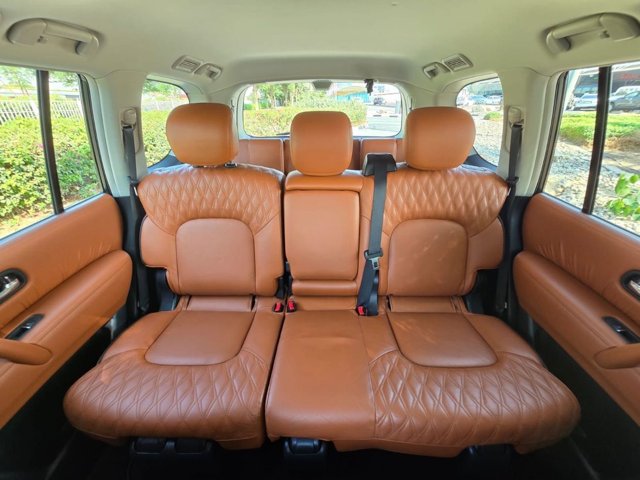 Nissan Patrol LE Platinum 5.6L 2022 GCC SINGLE OWNER WITH AGENCY SERVICE HISTORY IN MINT CONDITION