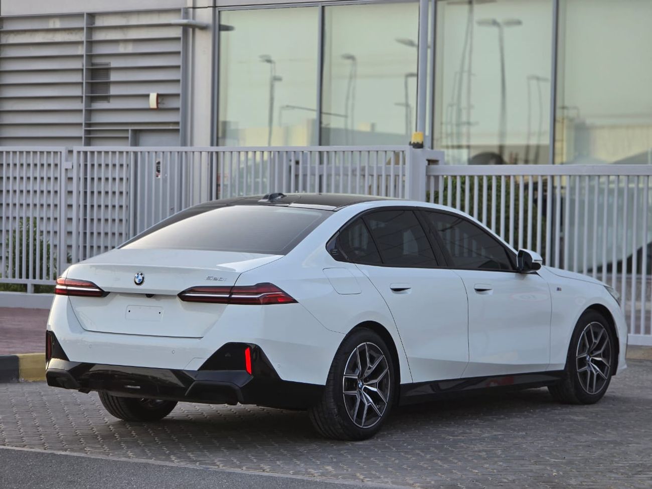 BMW 520i BMW 520i 2025 korean//BODY KIT M POWER // ORGINAL PAINT // ACCIDENT FREE // PERFECT CONDITION