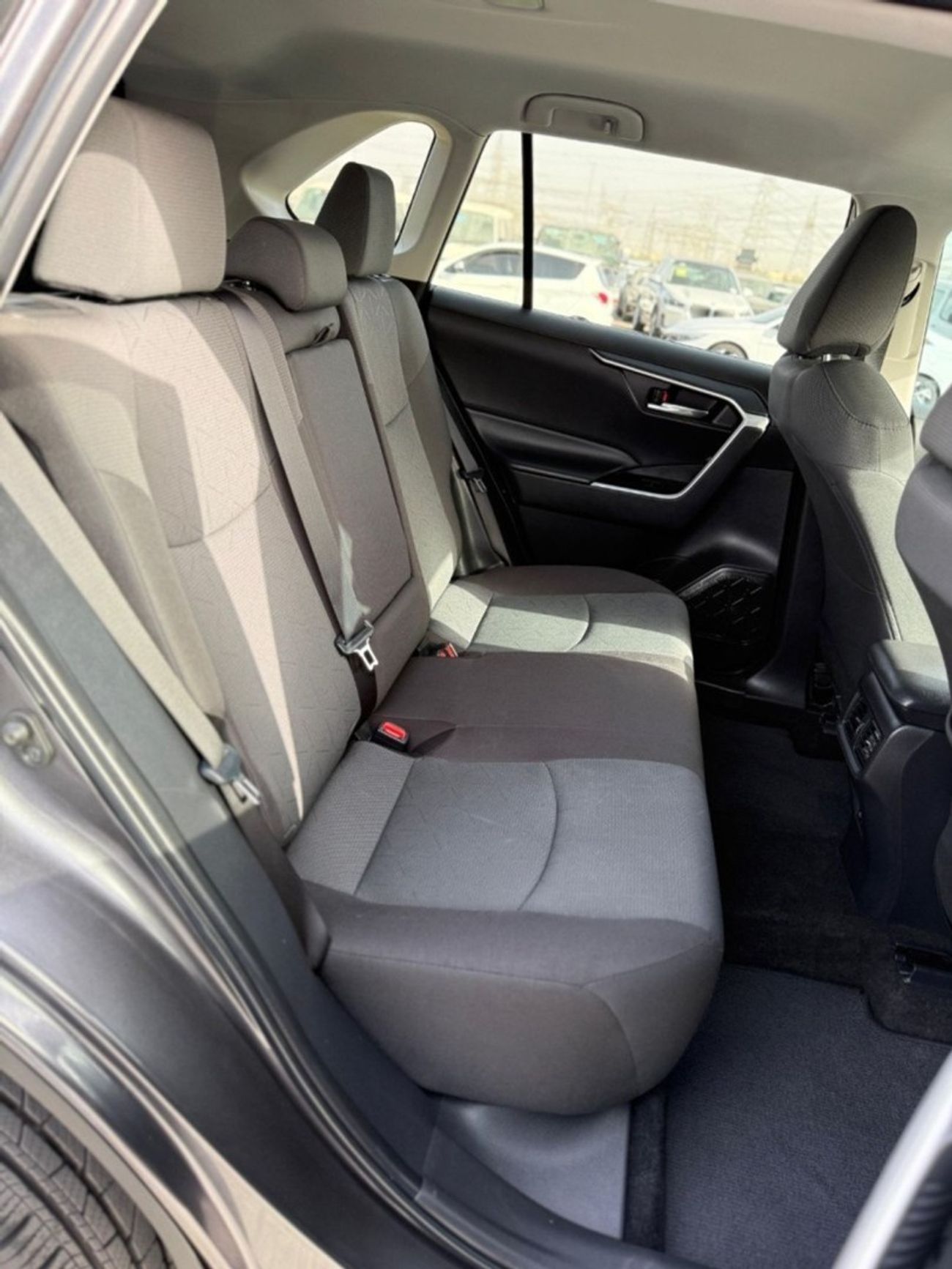 تويوتا راف ٤ XLE 2.5 leather seats, push start