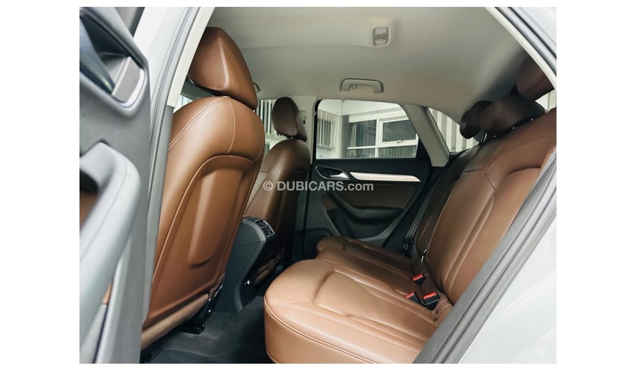 Audi Q3 35 TFSI S-Line GCC .. FSH .. S line .. Perfect Condition .. 4Cyl