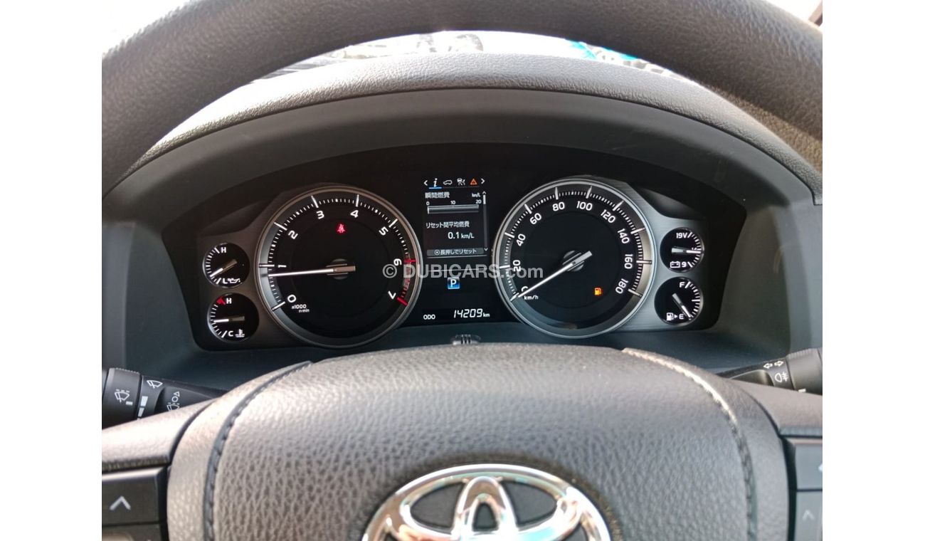 تويوتا لاند كروزر TOYOTA LAND CRUISER RIGHT HAND DRIVE (PM1568)