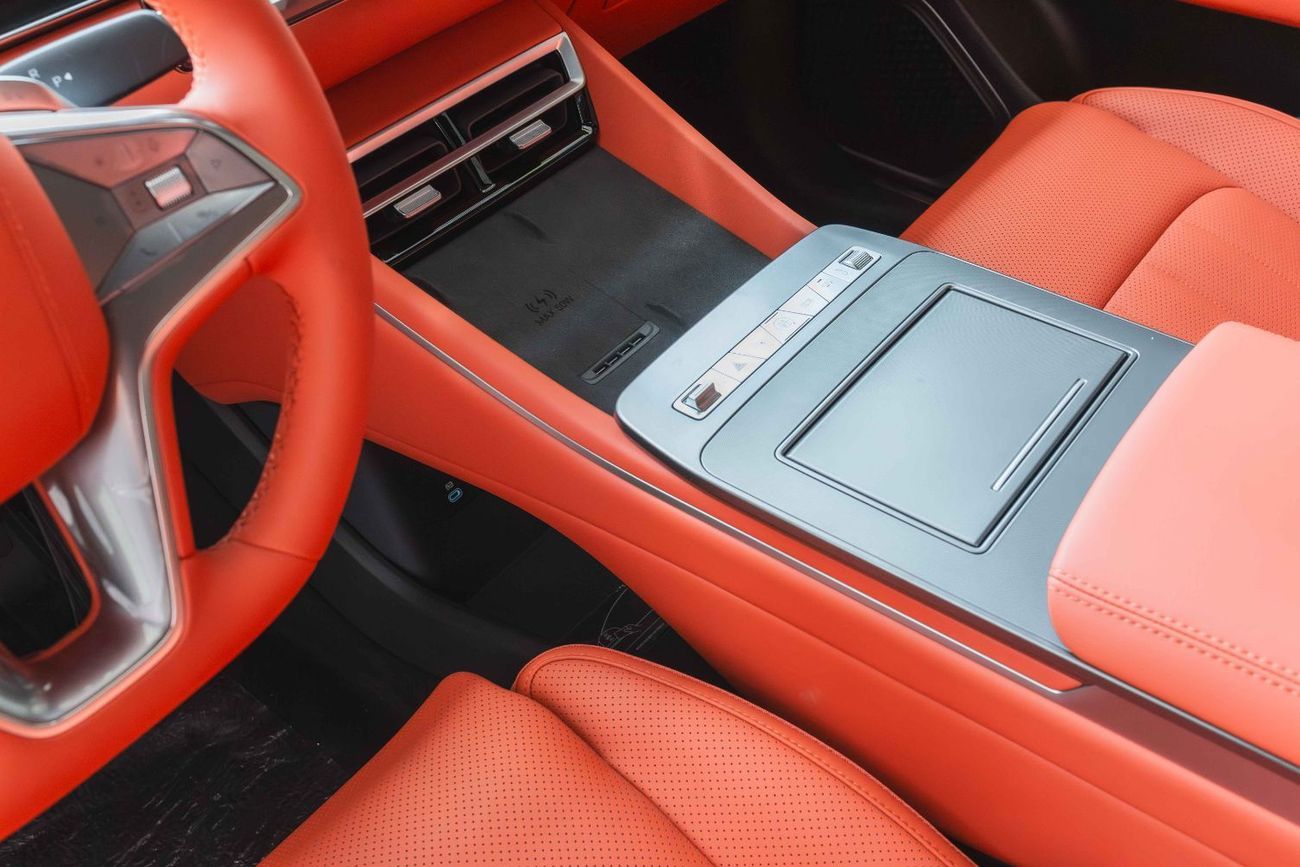 بي واي دي تانغ ل EV RWD