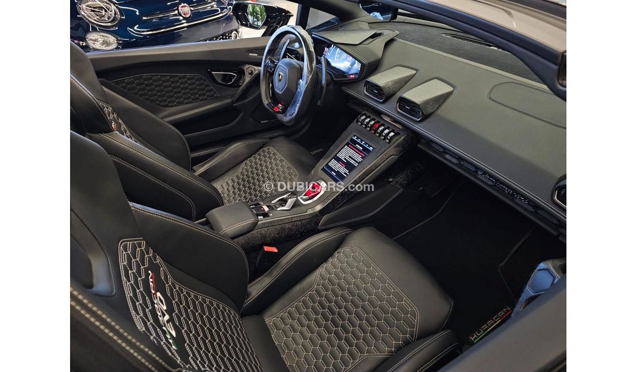 Lamborghini Huracan LP610 EVO Spyder Lamborghini Huracan EVO Spyder 2021 / 11,000 Km/ 3 Years Warranty and Service