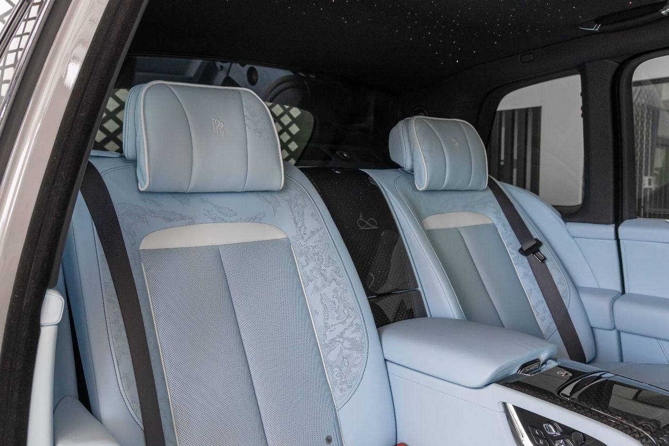 Rolls Royce Cullinan ROLLS-ROYCE CULLINAN | BLACK BADGE | EUROPEAN SPECS | FULL OPTION | BESPOKE SOUND SYSTEM | DEALER WA