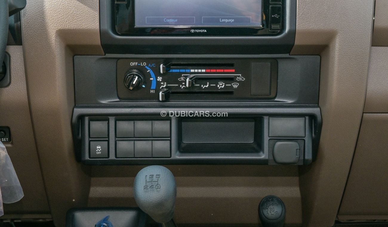 تويوتا لاند كروزر بيك آب LC79 DC 4.5L V8 MT YM 2024 (DIFF-LOCK)