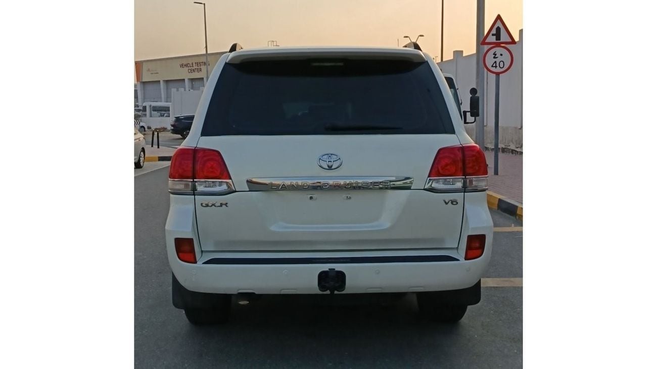 تويوتا لاند كروزر model 2008 gxr v6