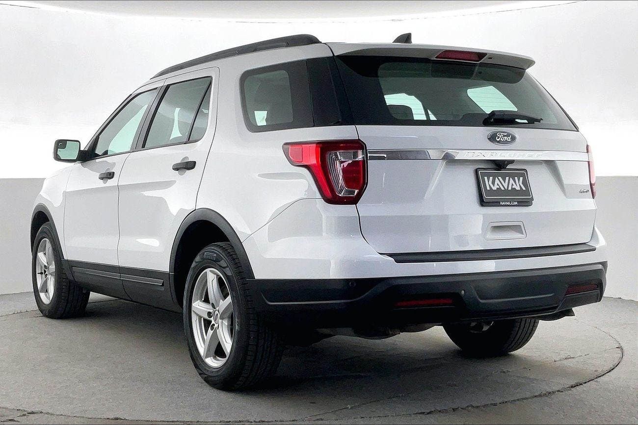 فورد إكسبلورر 3.5 AUTO 4WD XLT CLTH | شامل الضمان | 0 ﺪﻔﻋﺓ ﺃﻮﻟﻯ