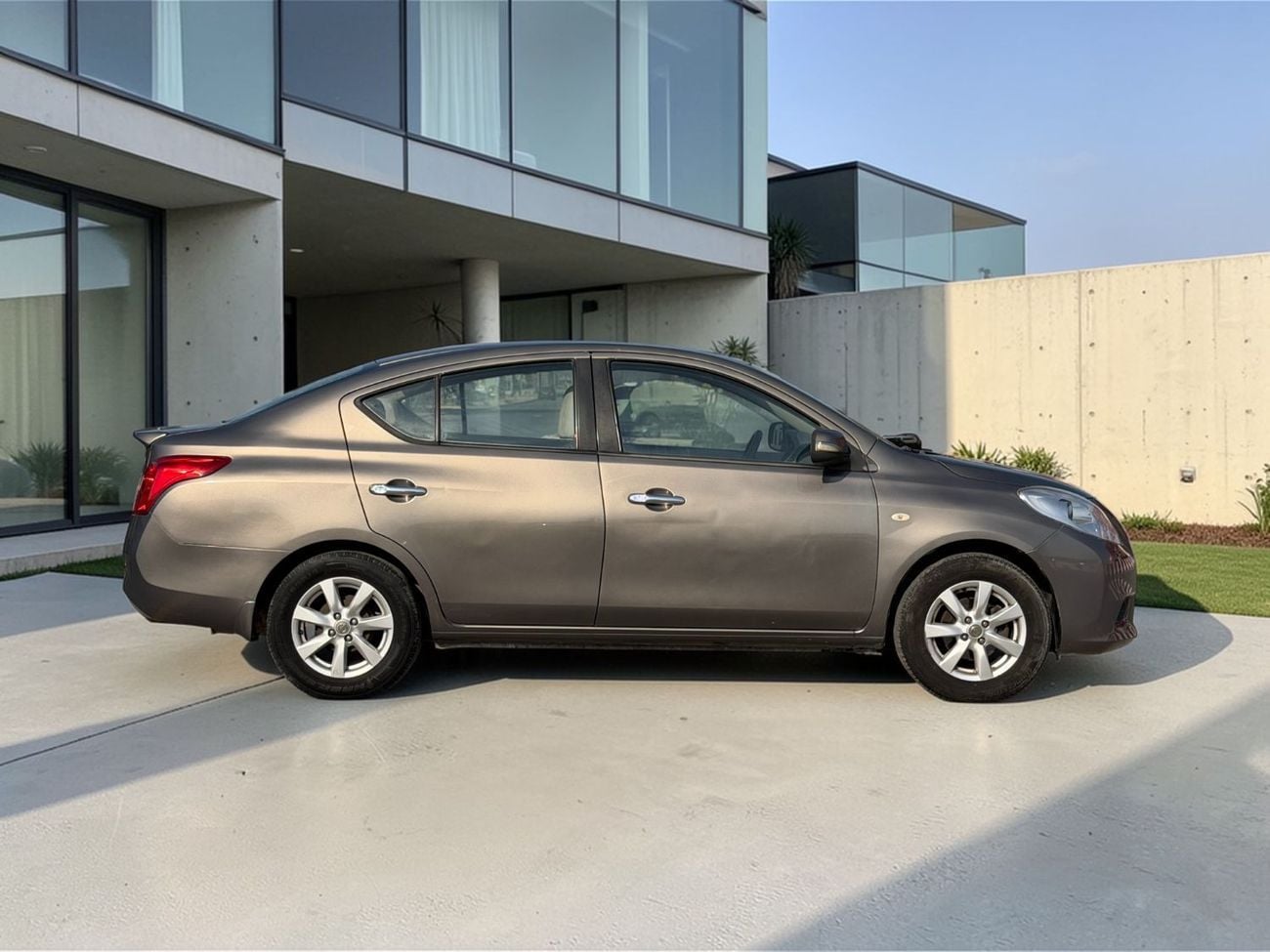 Nissan Sunny NISSAN SUNNY | 2013 | GCC SPECS | 1.5L ECONOMY | AED 12,500