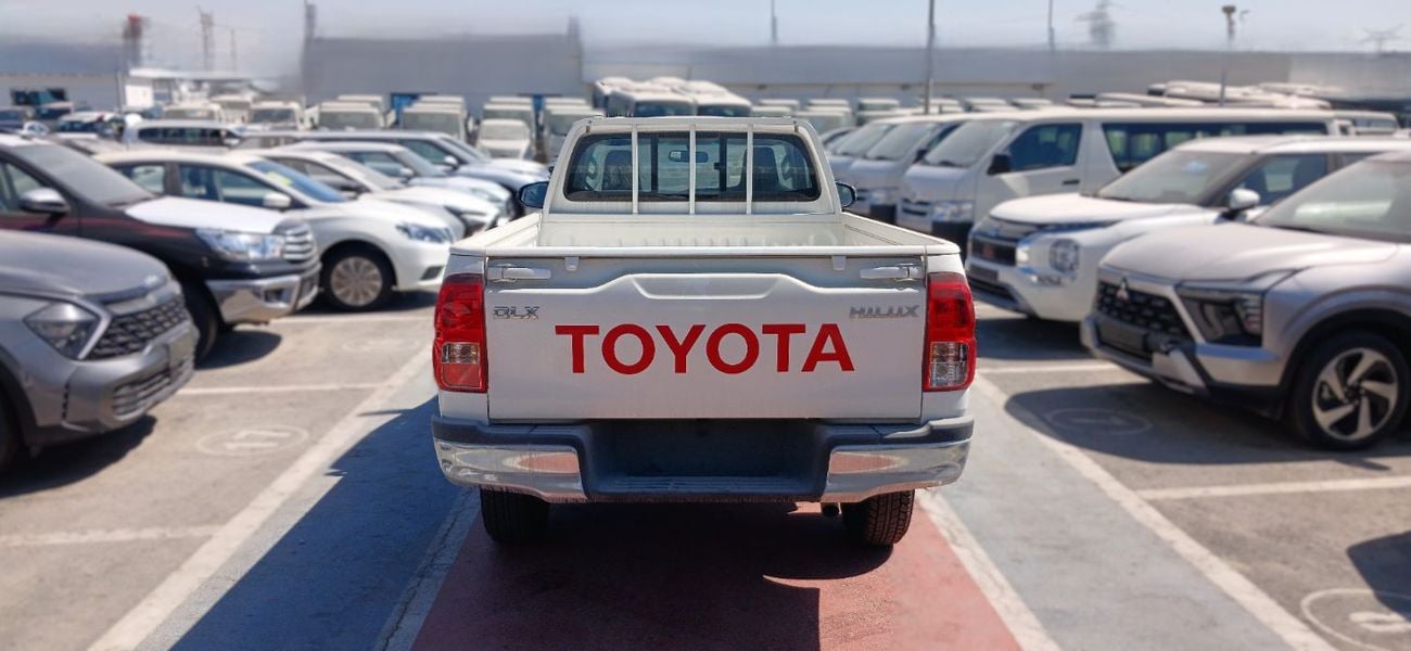 Toyota Hilux 2.4L Diesel Manual 4x4 SC 2026YM