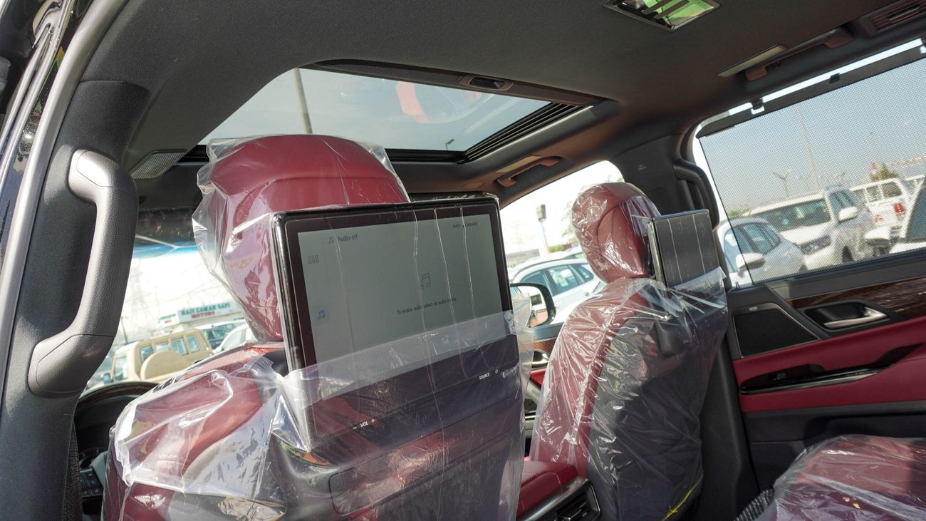 لكزس LX 600 3.5L V6