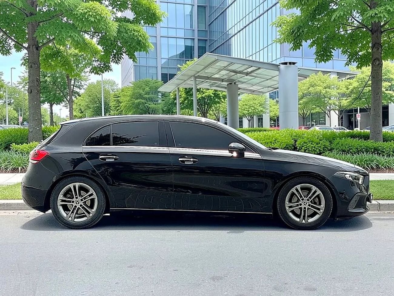 مرسيدس بنز A 200 864 PM | MERCEDES A200| 1.3L FWD | WELL MAINTAINED | 0% DOWNPAYMENT