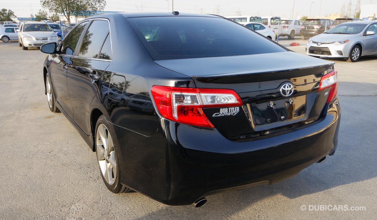 Toyota Camry SE