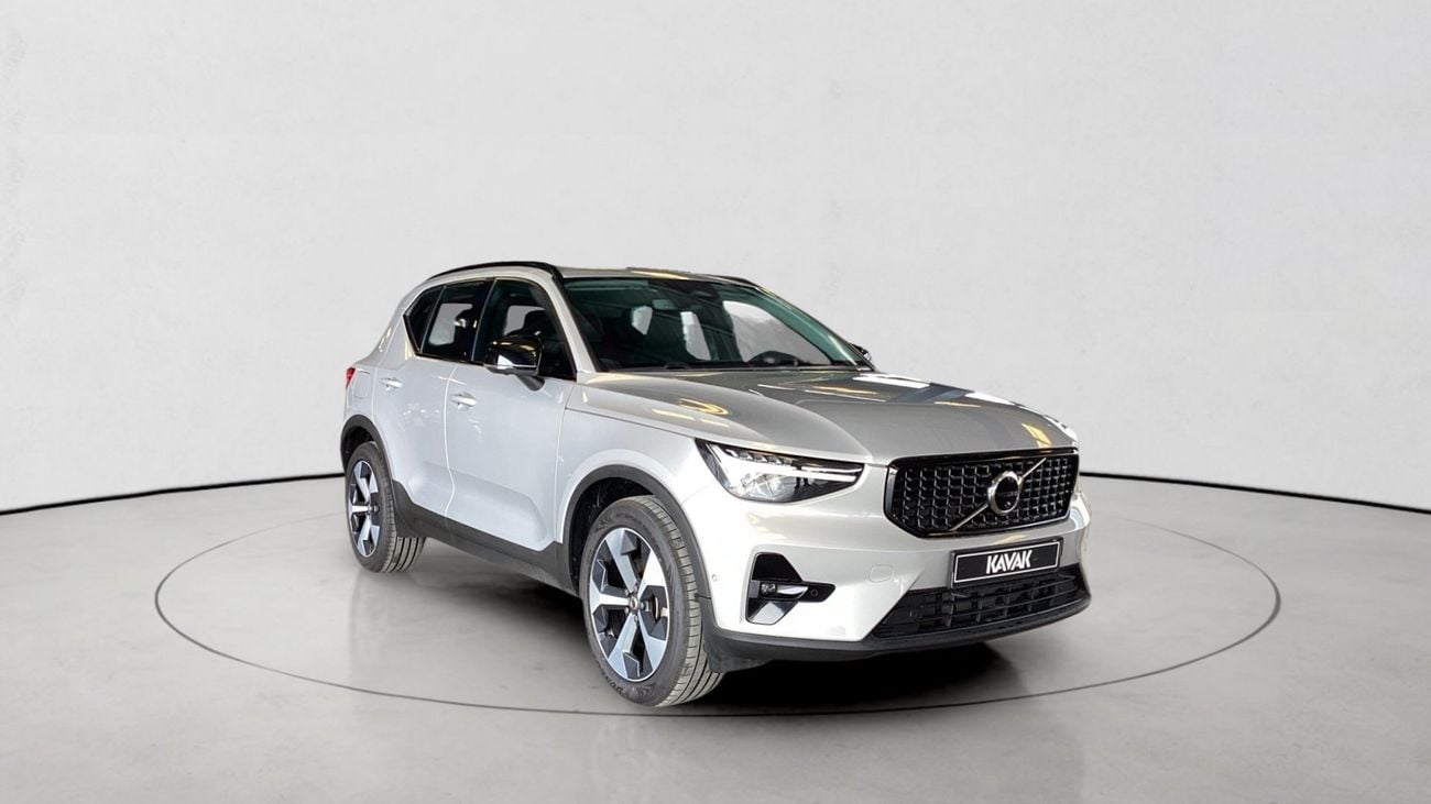 فولفو XC 40 2.0 B4 MHEV ULTIMATE DARK AUTO | شامل الضمان | 0 ﺪﻔﻋﺓ ﺃﻮﻟﻯ