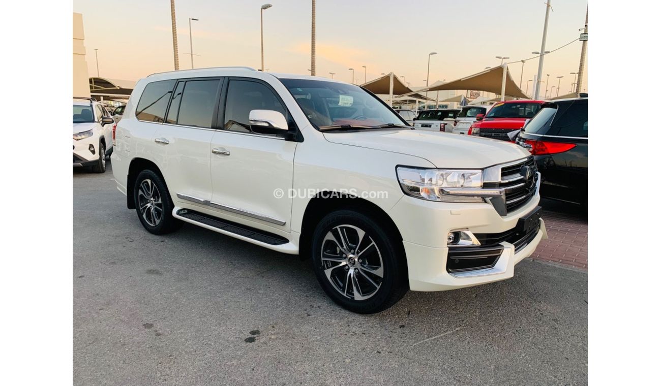 Toyota Land Cruiser VXR