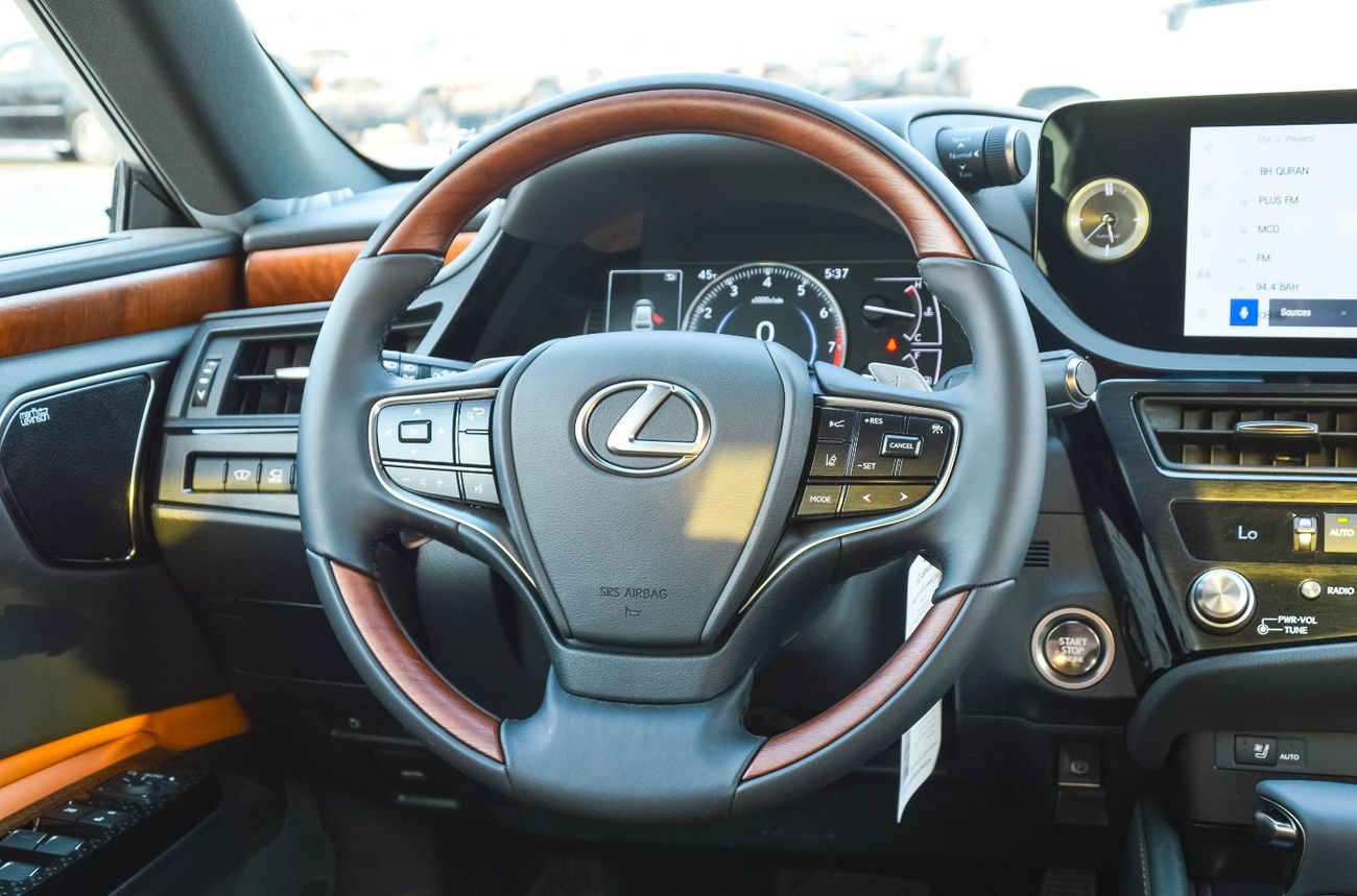 Lexus ES350 LEXUS ES350 3.5L V6 FWD SEDAN 2025 (FULL OPTION)