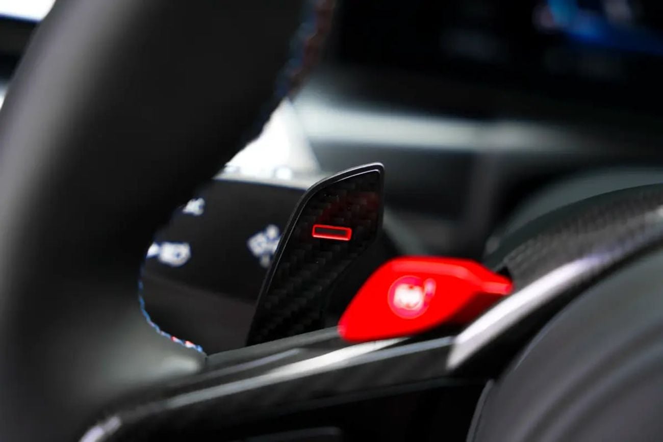 بي أم دبليو M2 WITH 3 YEARS WARRANTY AND SERVICE CONTRACT