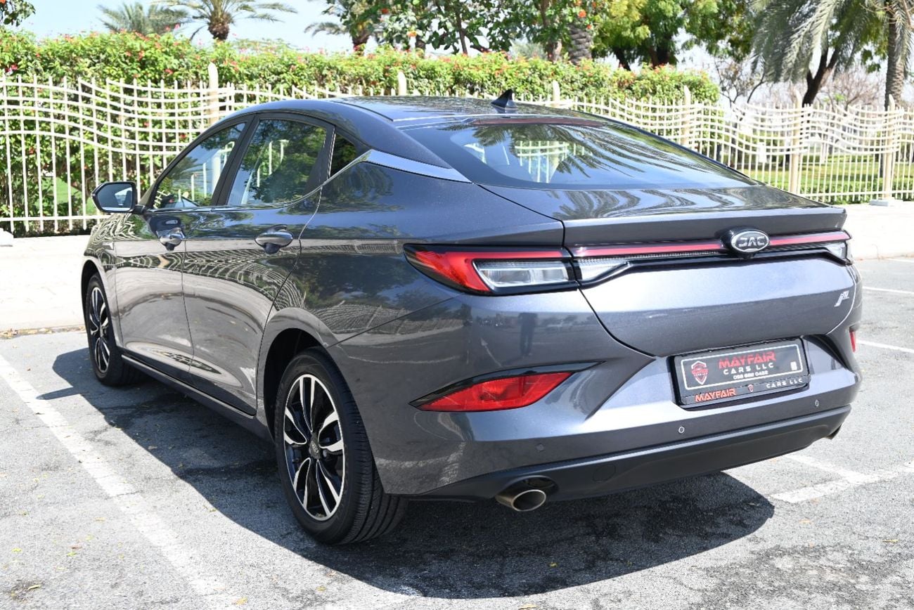 JAC J7 BEST DEALS - 0% DP - JAC J7 1.5TC LUXURY 2023 - LOW MILEAGE - MINT CONDITION