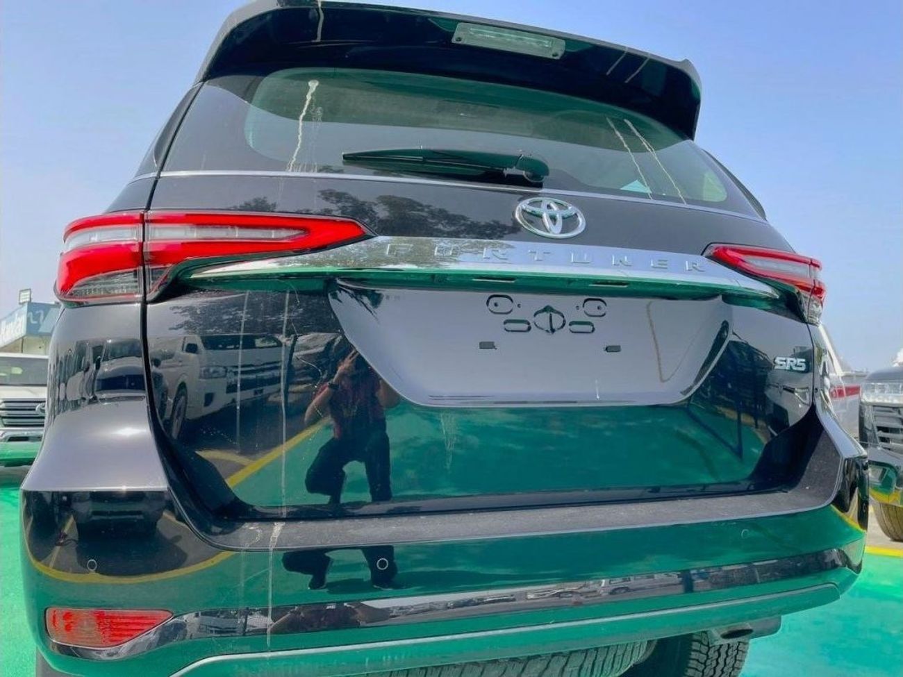 Toyota Fortuner EXR 2.7L (160 HP)