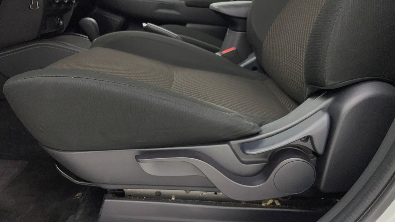 ميتسوبيشي ASX GLX LOWLINE CAMERA+ SENSOR 2 | بدون دفعة مقدمة | اختبار القيادة في المنزل