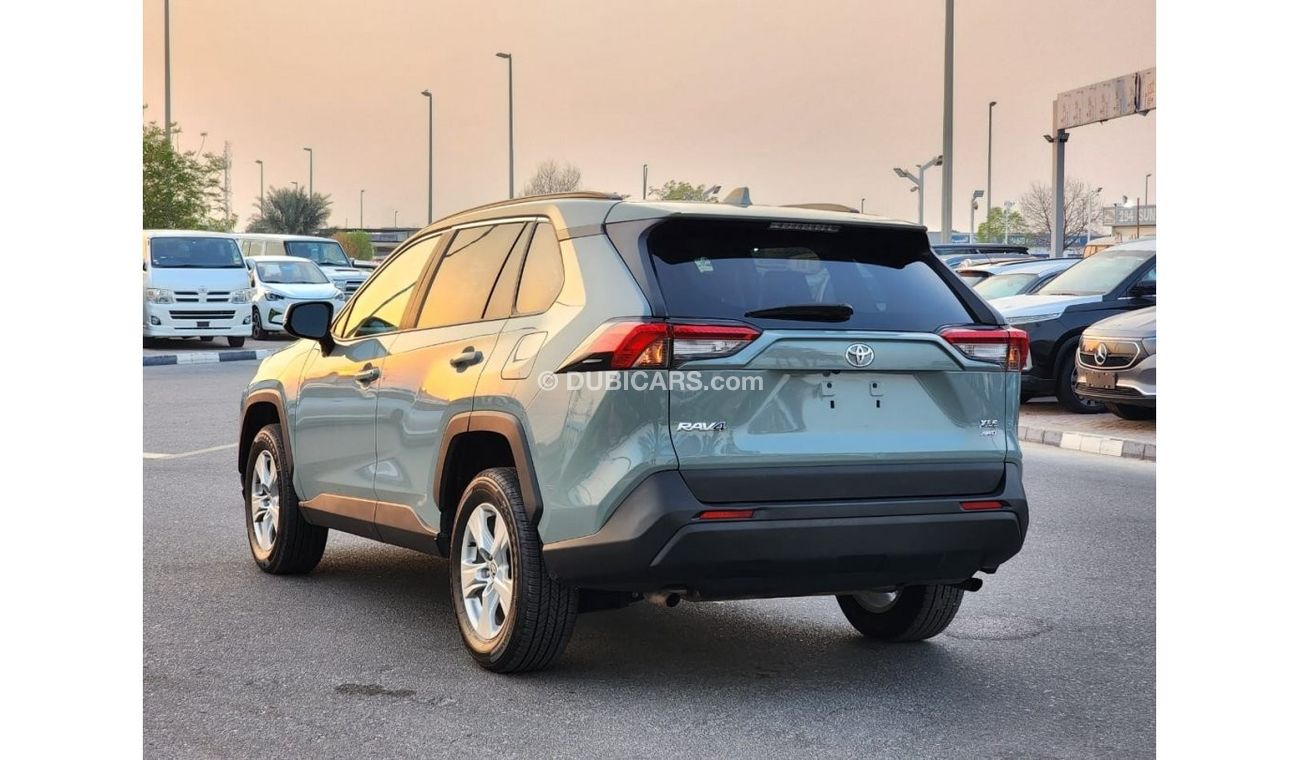 Toyota RAV4 RAV4 XLE