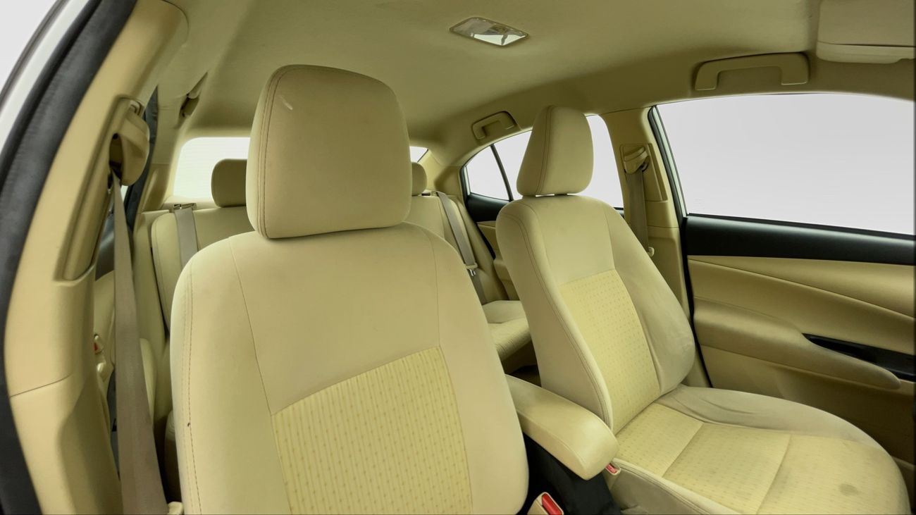 تويوتا يارس SE 1.5 | بدون دفعة مقدمة | اختبار القيادة في المنزل