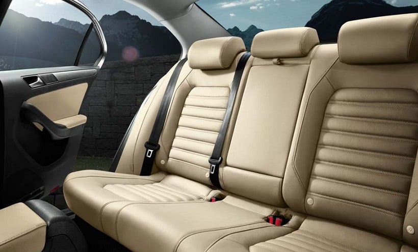 فولكس واجن جيتا interior - Rear Seats