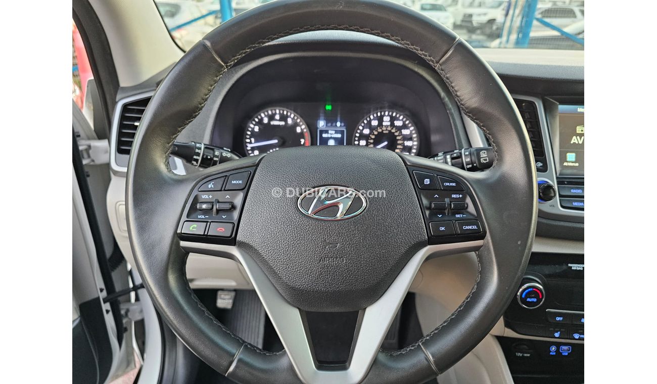 Hyundai Tucson 1.6 GDI / NO:1 / PANORAMIC /  (LOT # 64376)