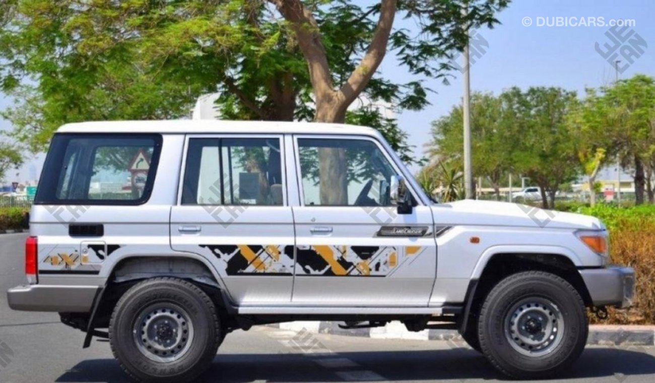 Toyota Land Cruiser Hard Top LX 76 ( ONLY FOR EXPORT )