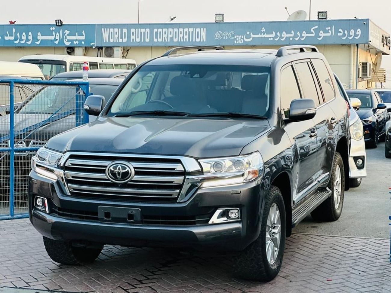 تويوتا لاند كروزر