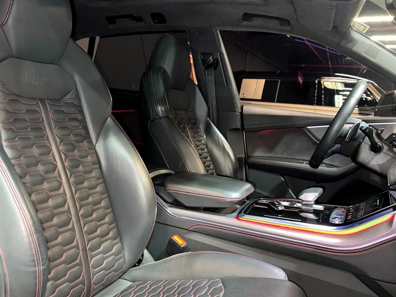 أودي RSQ8 TFSI quattro 4.0L