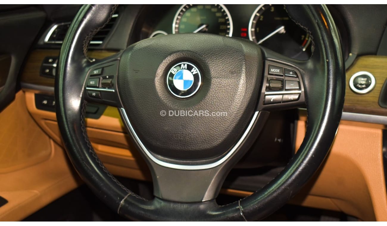 BMW 750Li BMW 750 GCC ORIGINAL PAINT ACCIDENT FREE V8 TWIN TURBO