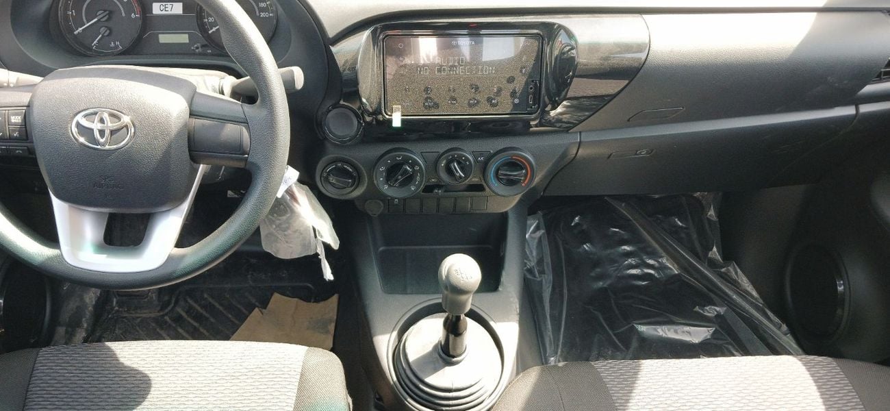 Toyota Hilux 2.4L Diesel Manual 4x4 SC 2026YM