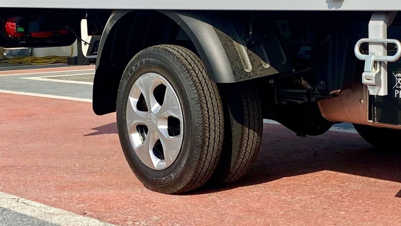 هيونداي H 100