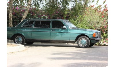 Mercedes-Benz 250 Limo 1 owner | a very rare car | Super Clean