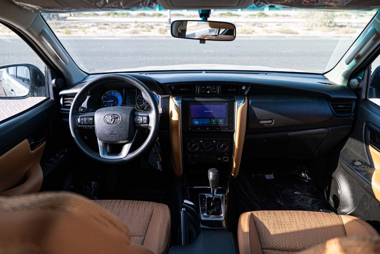 Toyota Fortuner 2.7 - Silver Metallic Inside Chamois | Export Only