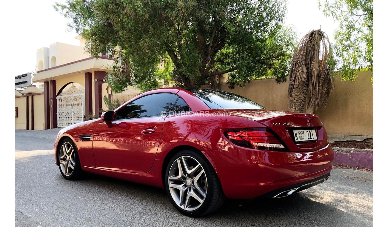 Mercedes-Benz SLC 200