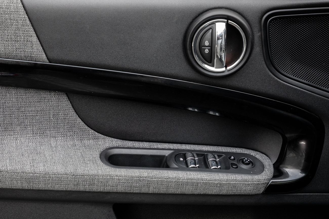 Mini Countryman Countryman | 1,273 P.M | 0% Downpayment | Warranty | Low KM