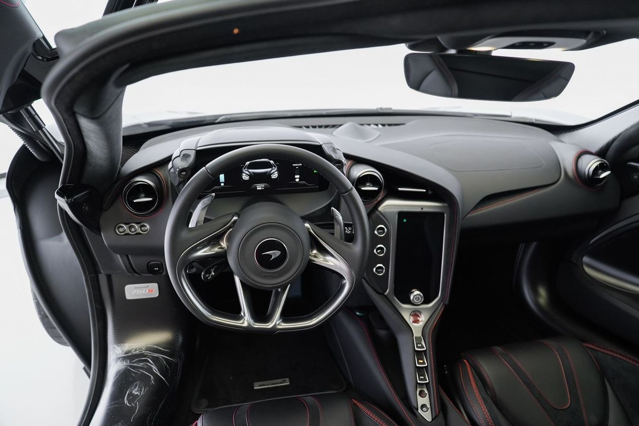 مكلارين 750S McLaren 750 S