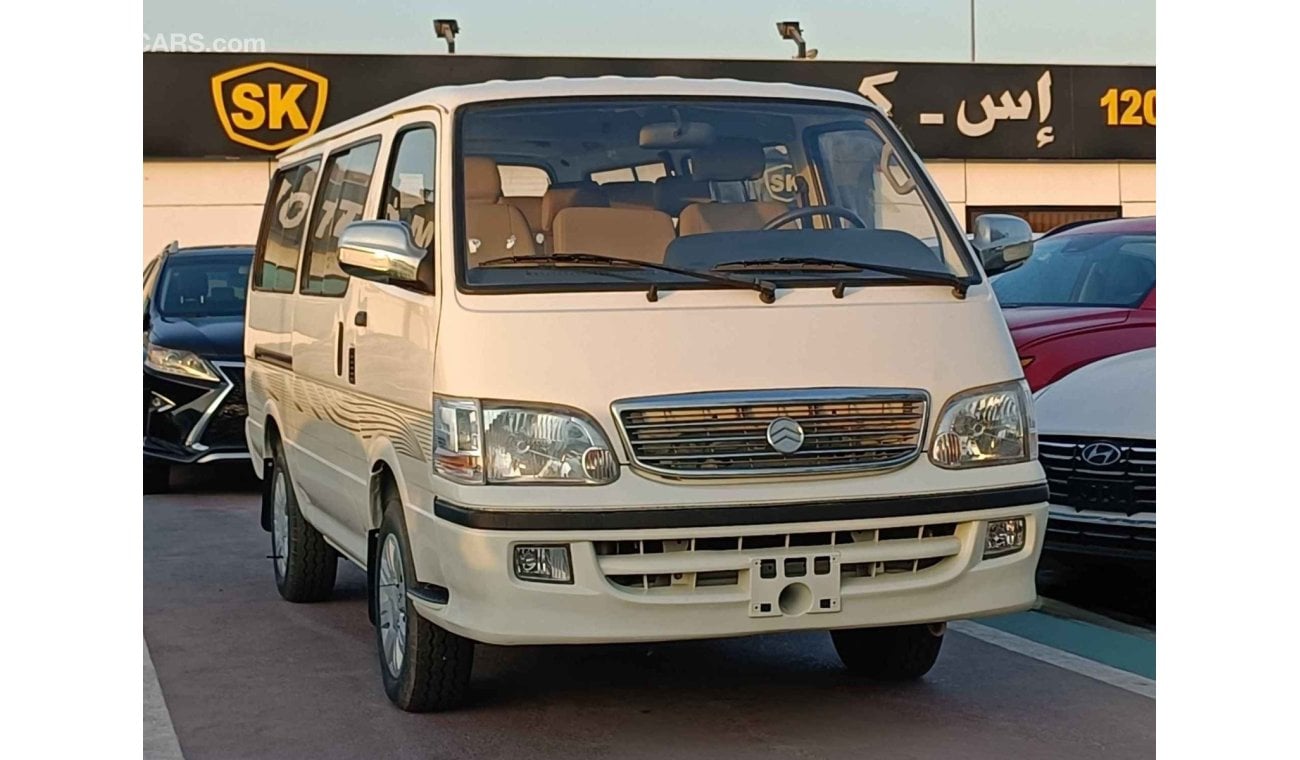 جولدن دراجون XML6502E 2.2L Petrol, M/T, 14 Seats (Can be Used in UAE)